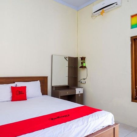 Reddoorz @ Umbul Ponggok Waterpark Klaten Экстерьер фото